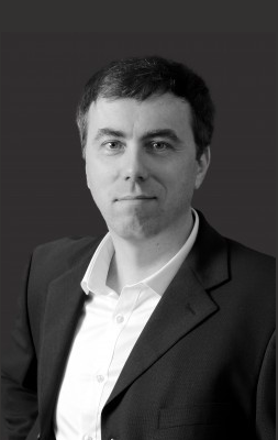 Professional portrait of Frederic Vedrunes